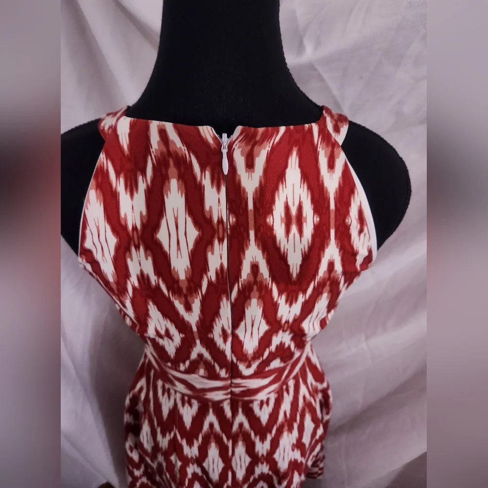 Dress - Picture 6 of 6
